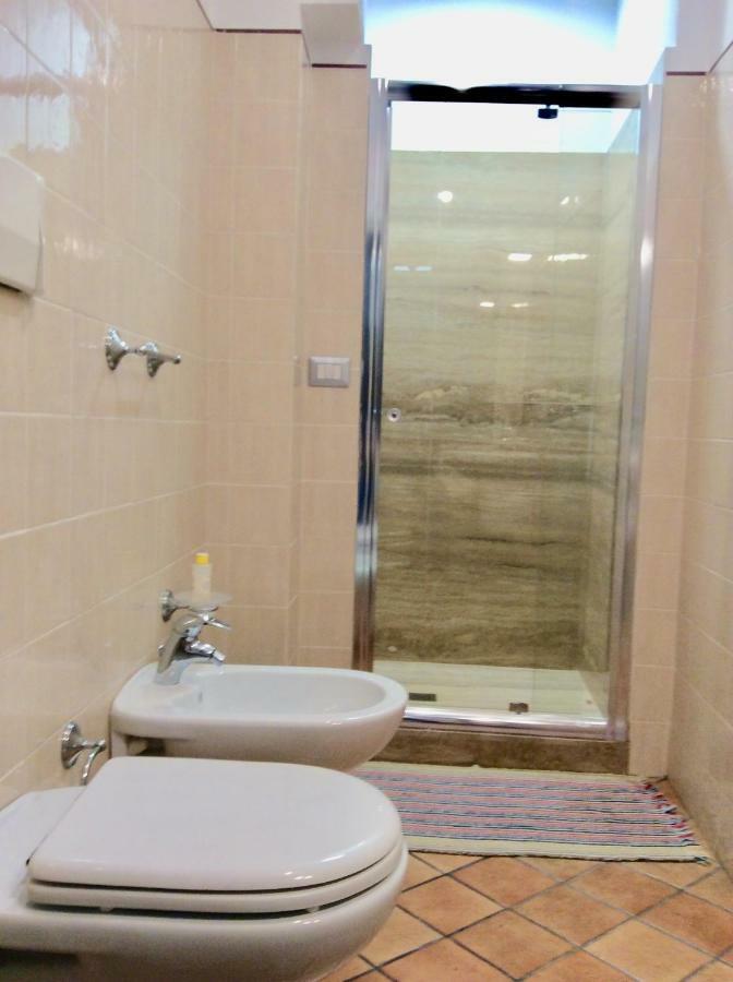 B&B Domus Candida Calatabiano Exteriör bild